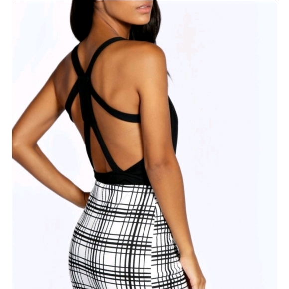 Boohoo Bodysuit - Picture 2 of 11